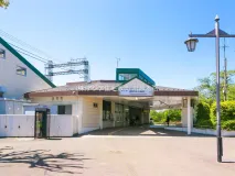 西武鉄道「稲荷山公園」駅